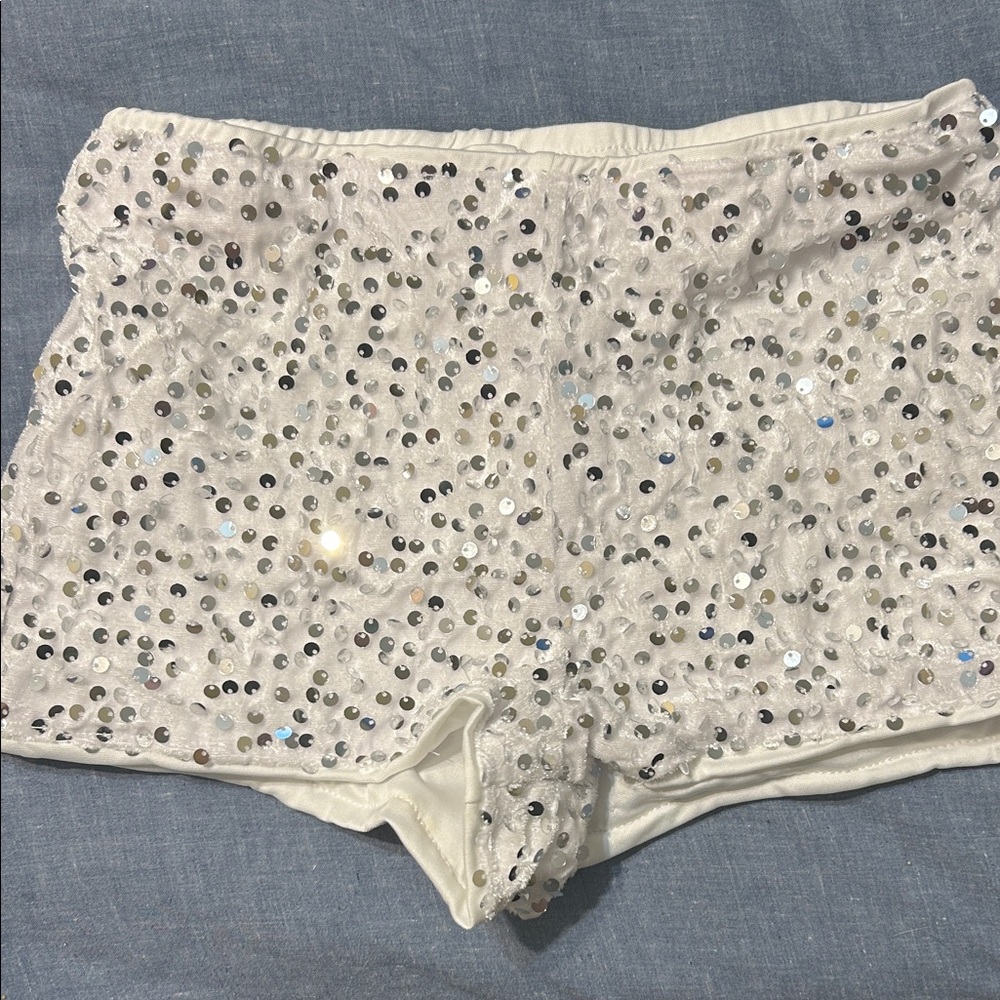 Never worn! NWOT silver sequin white shorts xxs